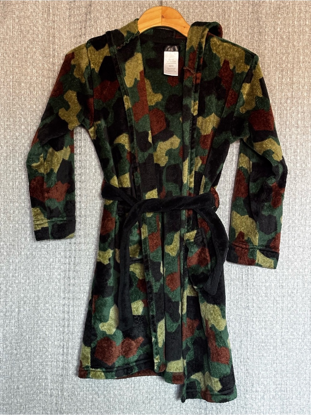 Cuddl Duds Kids Camo Hooded Plush Robe - Green/Brown/Black
